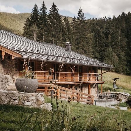 Die Suttenhuette Rotta Esterno foto