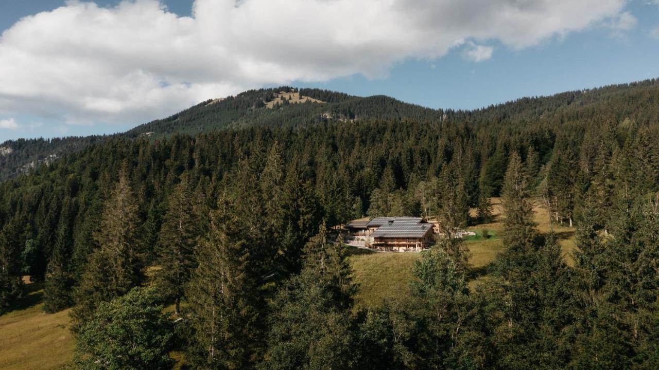 Die Suttenhuette Rotta Esterno foto